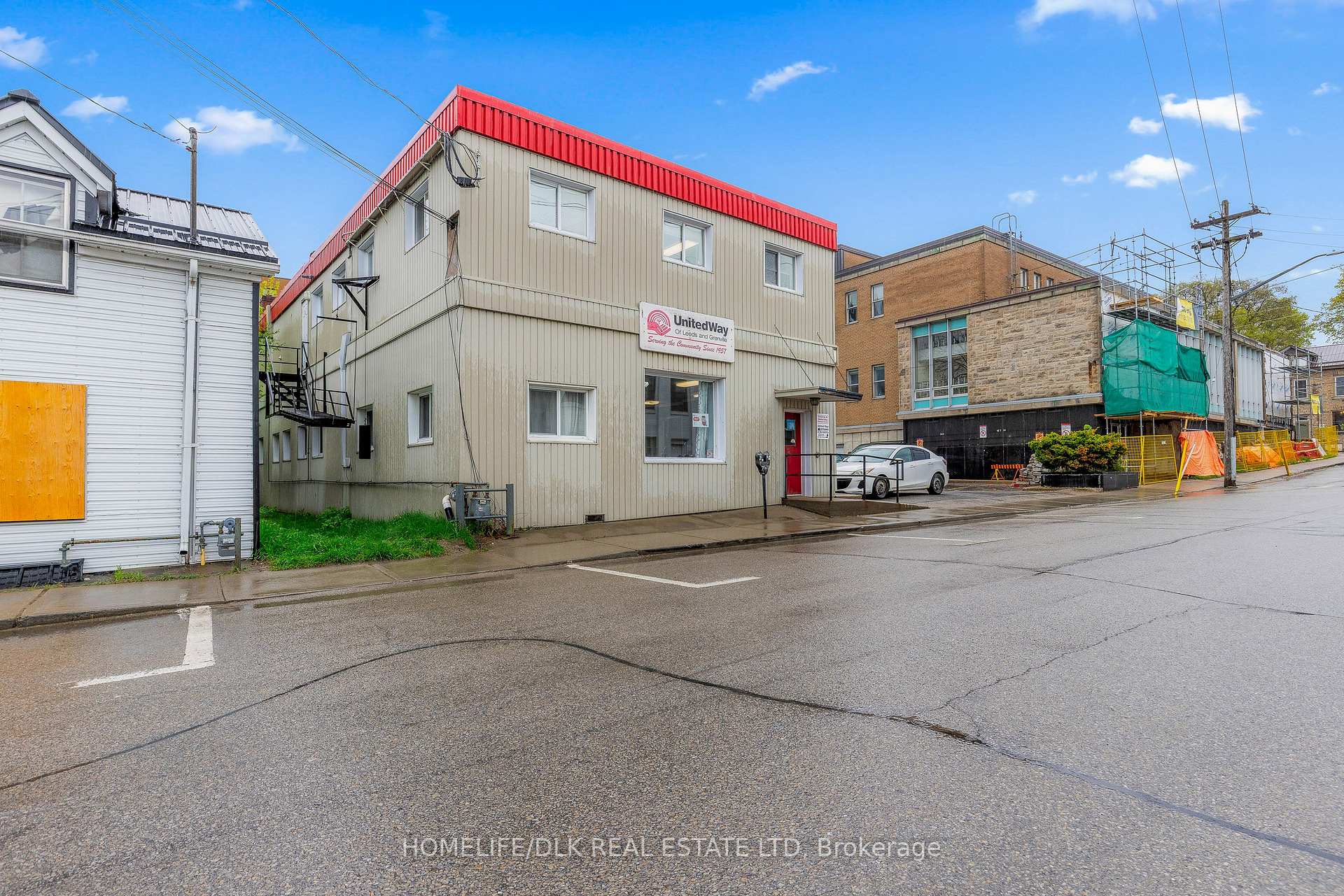 42 George Street, Brockville — photo 3 of 5