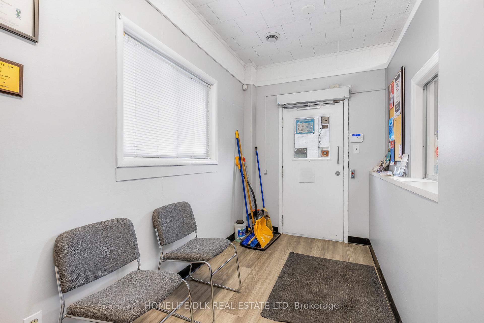 42 George Street, Brockville — photo 5 of 5