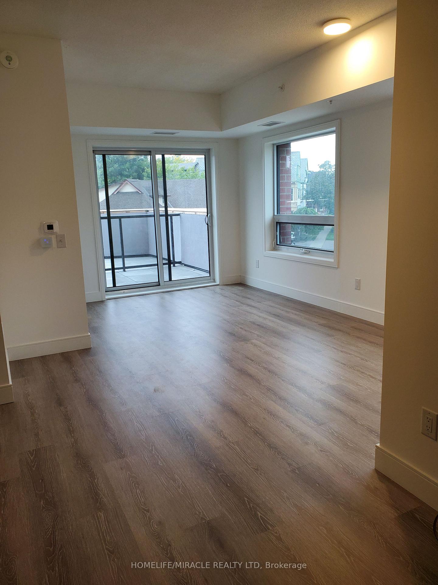 1 Wellington Street 219, Brantford — photo 4 of 5