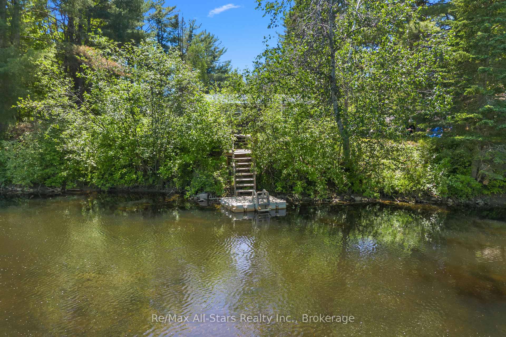 1042 Goadsby Trail, Minden Hills — photo 3 of 5