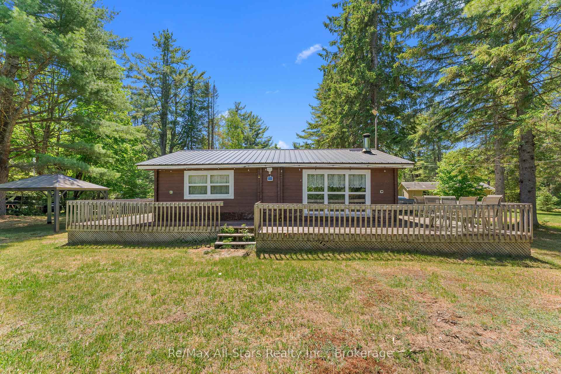 1042 Goadsby Trail, Minden Hills — photo 4 of 5