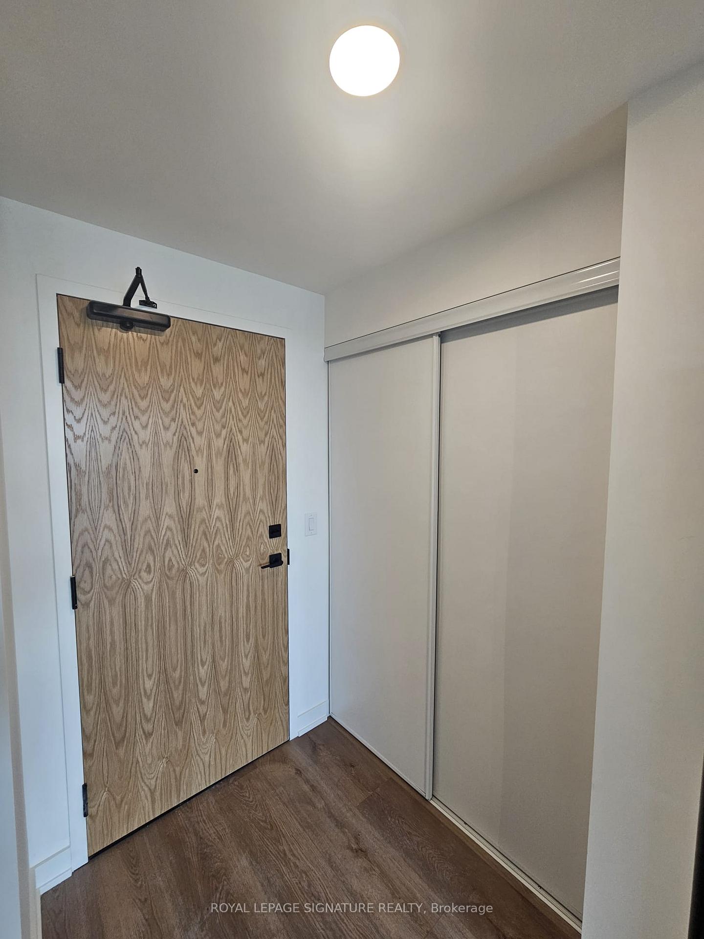 33 Erie Avenue 614, Brantford — photo 2 of 5