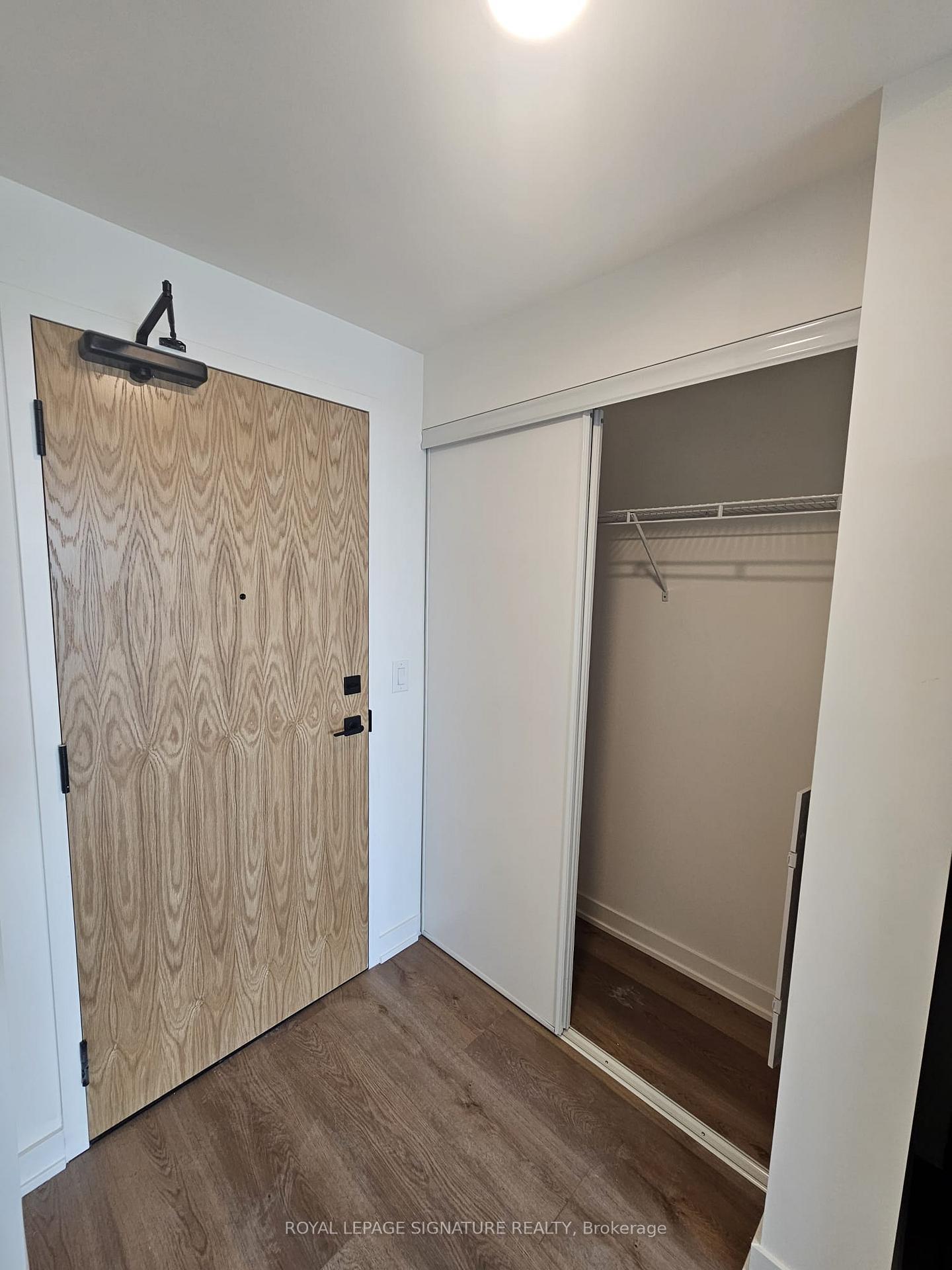 33 Erie Avenue 614, Brantford — photo 3 of 5