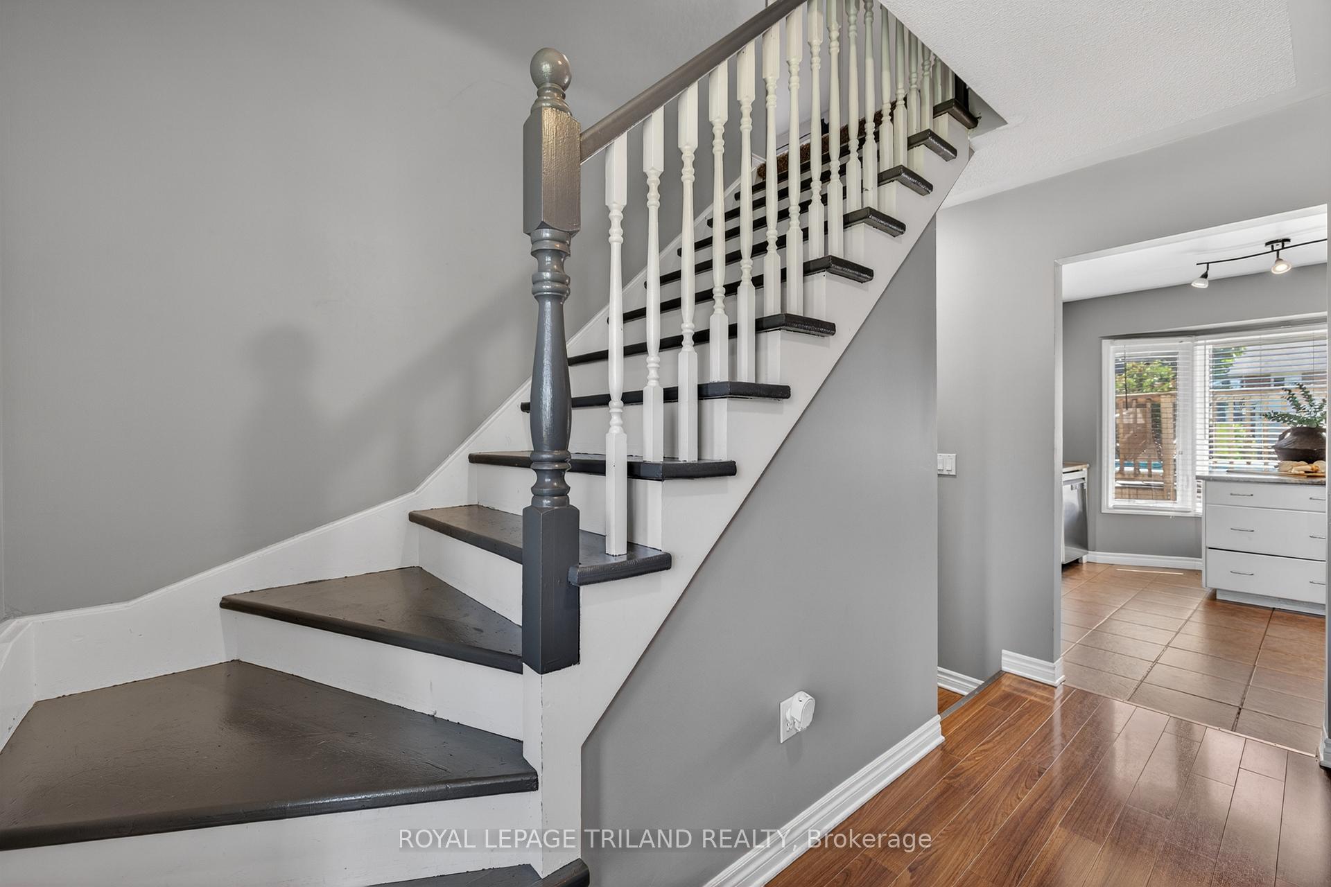 39 Hitch Crescent, St. Thomas — photo 5 of 5