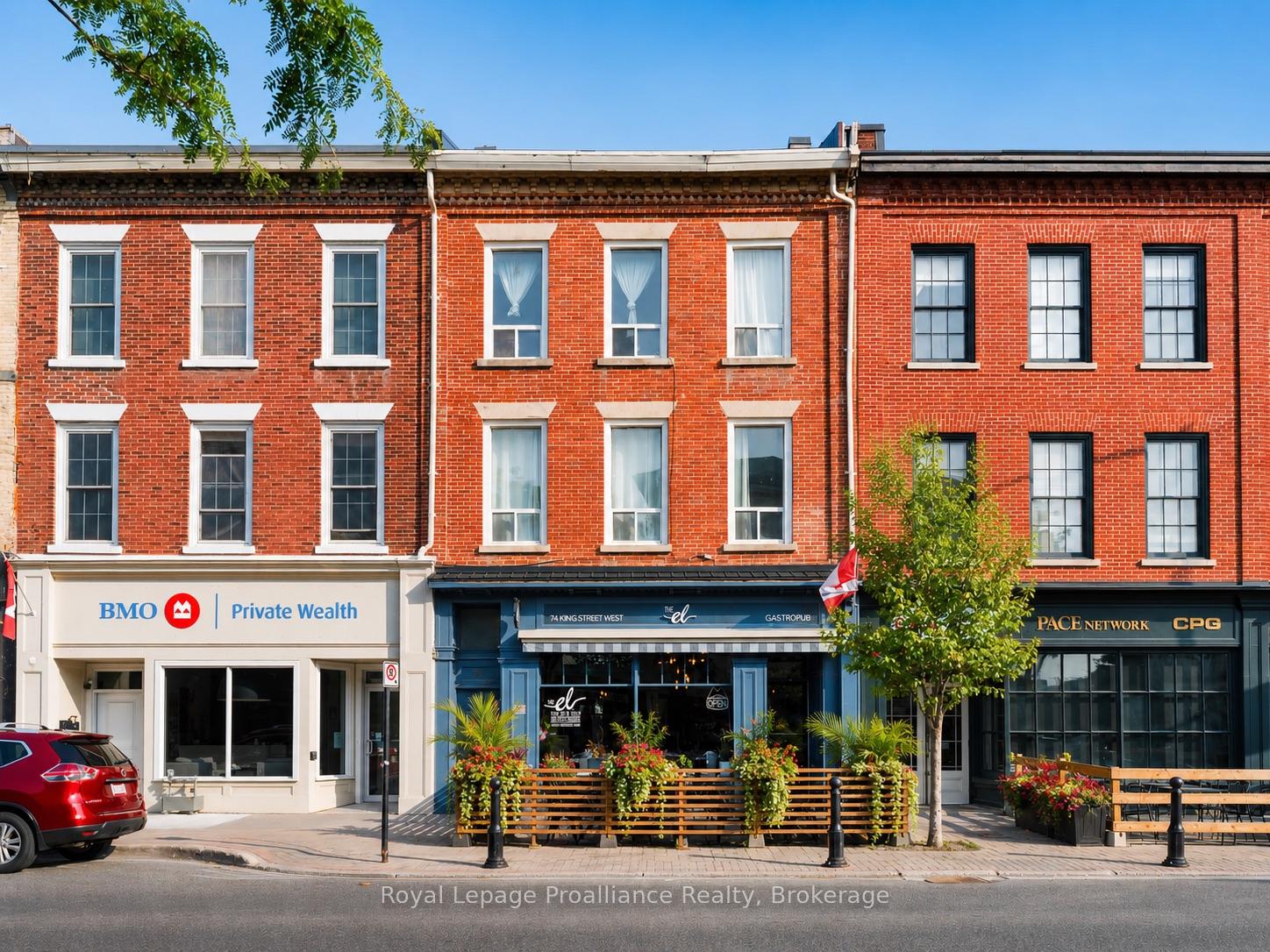 74 King Street W, Cobourg — photo 2 of 5