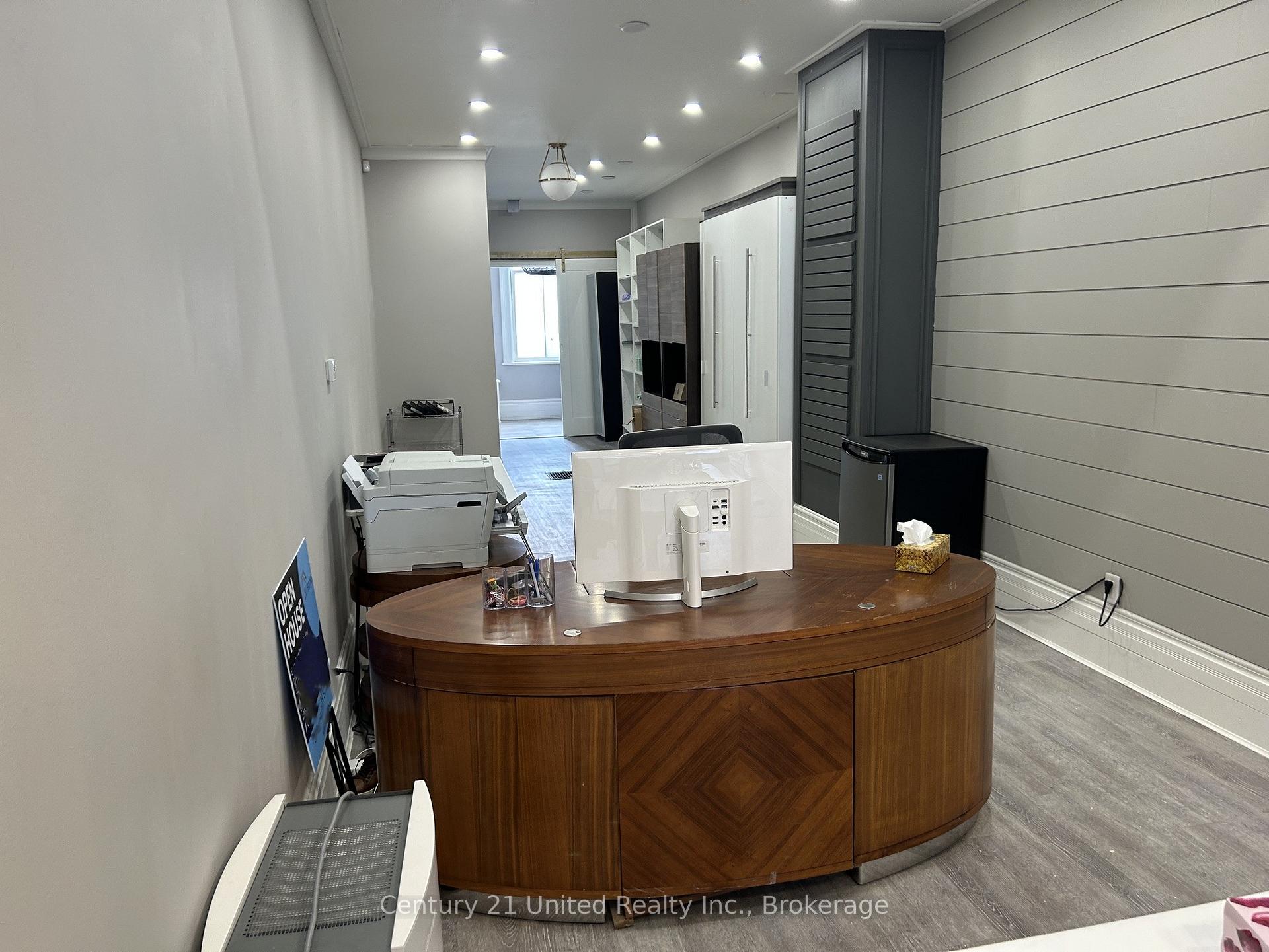 410 George Street N, Peterborough — photo 3 of 5