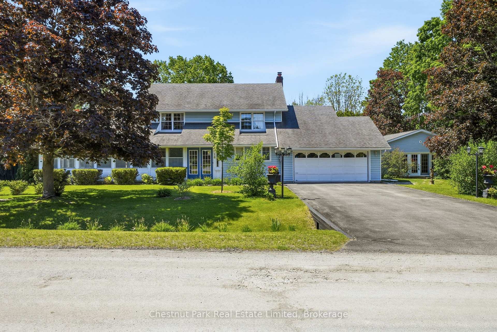 18 Carriage Lane, Quinte West, ON K0K 1L0