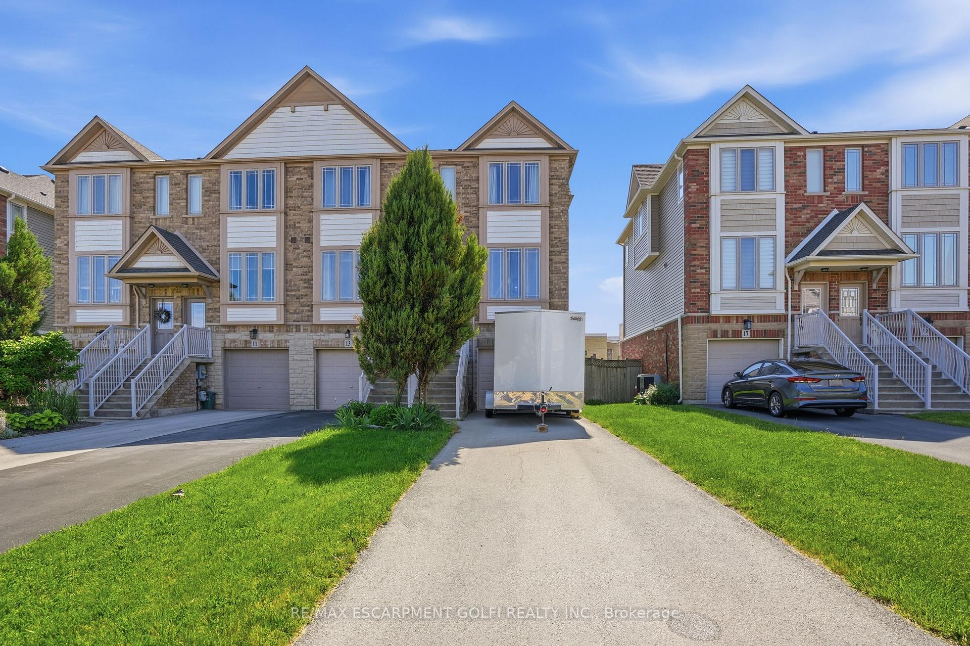 15 Hemlock Way, Grimsby, ON L3M 0A7 — Grimsby, Ontario