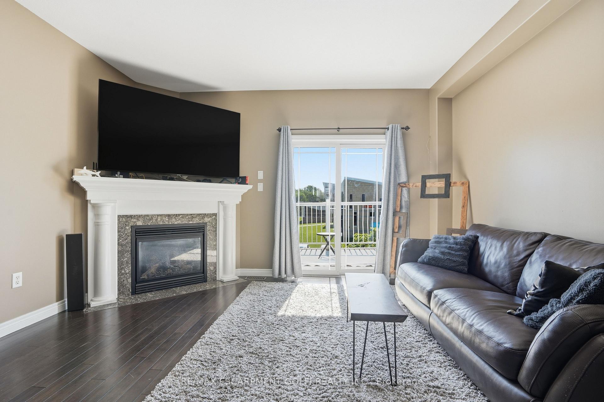 15 Hemlock Way, Grimsby — photo 4 of 5