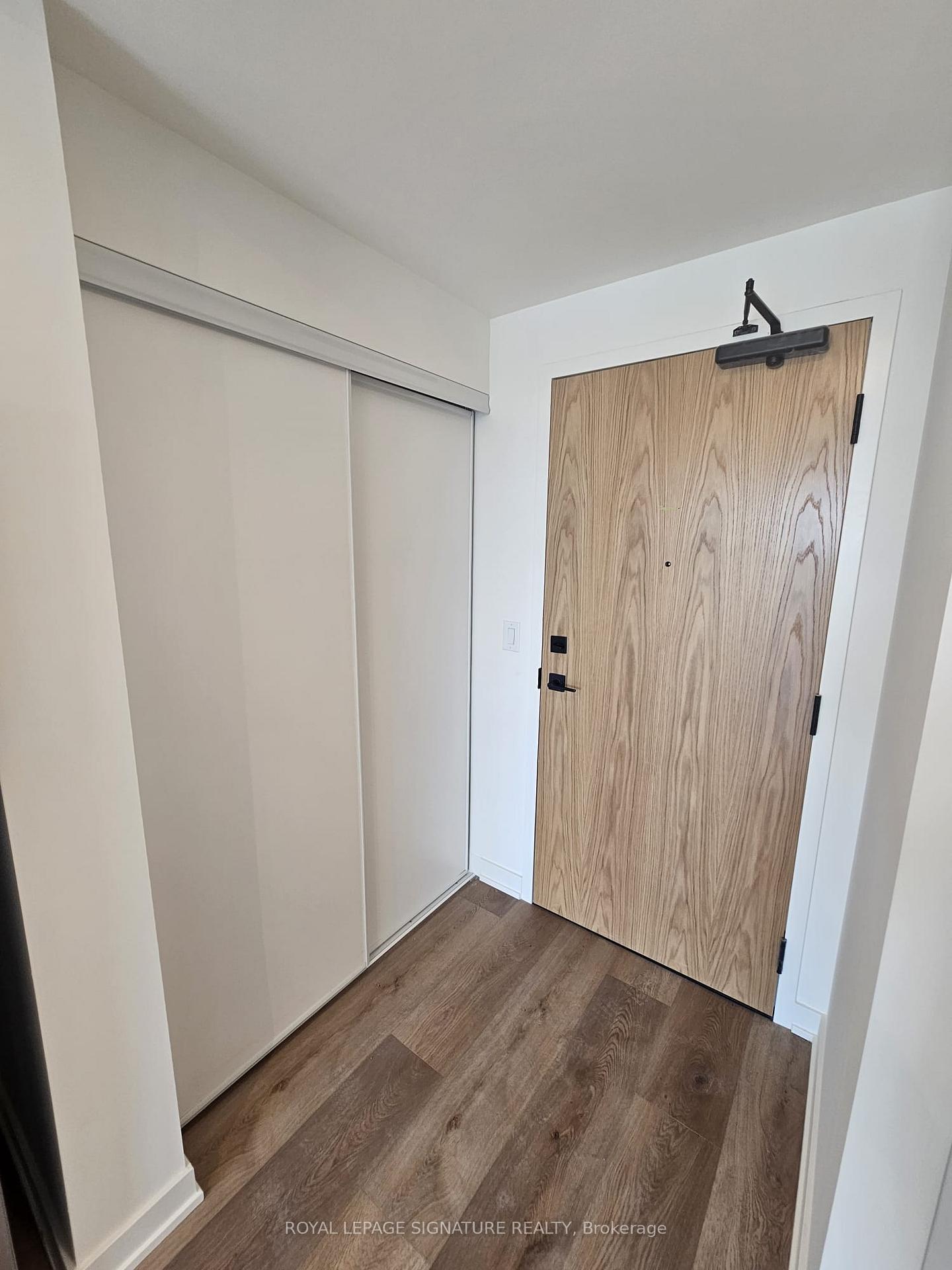 33 Erie Avenue 610, Brantford — photo 3 of 5