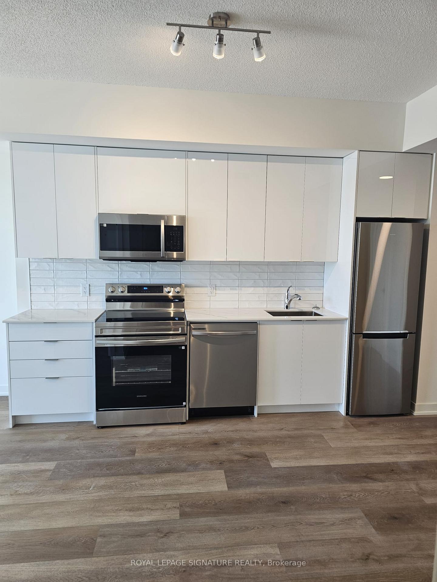 33 Erie Avenue 610, Brantford — photo 5 of 5