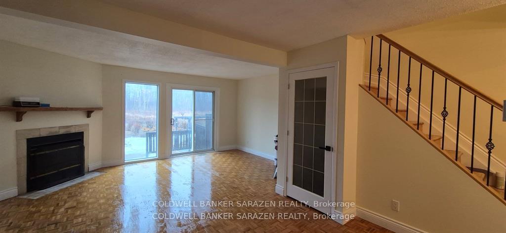38 Paddington Private -, Hunt Club - South Keys and Area — photo 5 of 5
