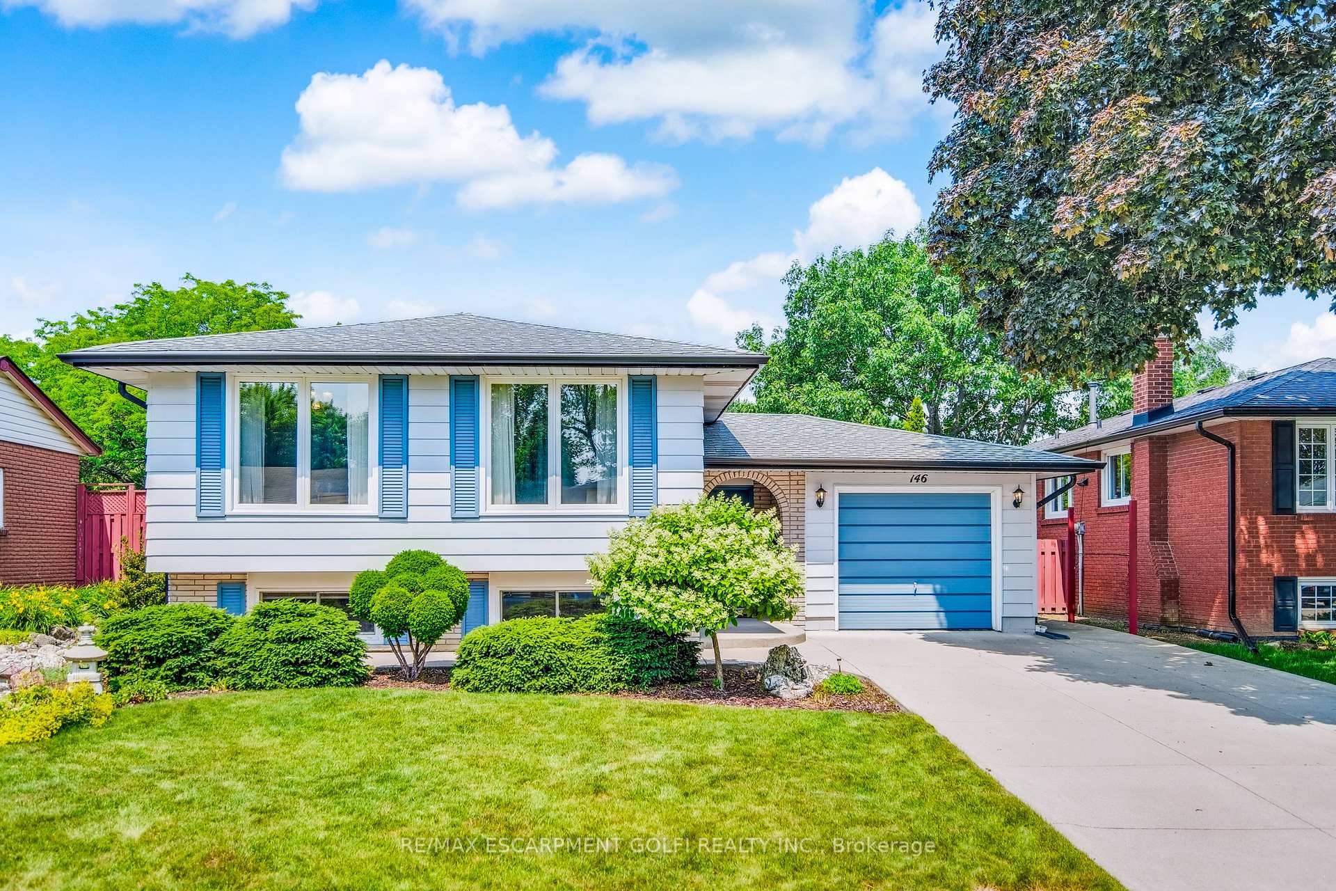 146 CLIFTON DOWNS Road, Hamilton, ON L9C 2P6