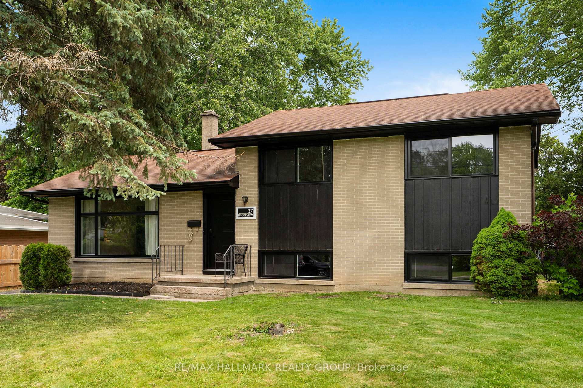 37 Brookview Crescent, Brockville, ON K6V 4N9 — Brockville, Ontario