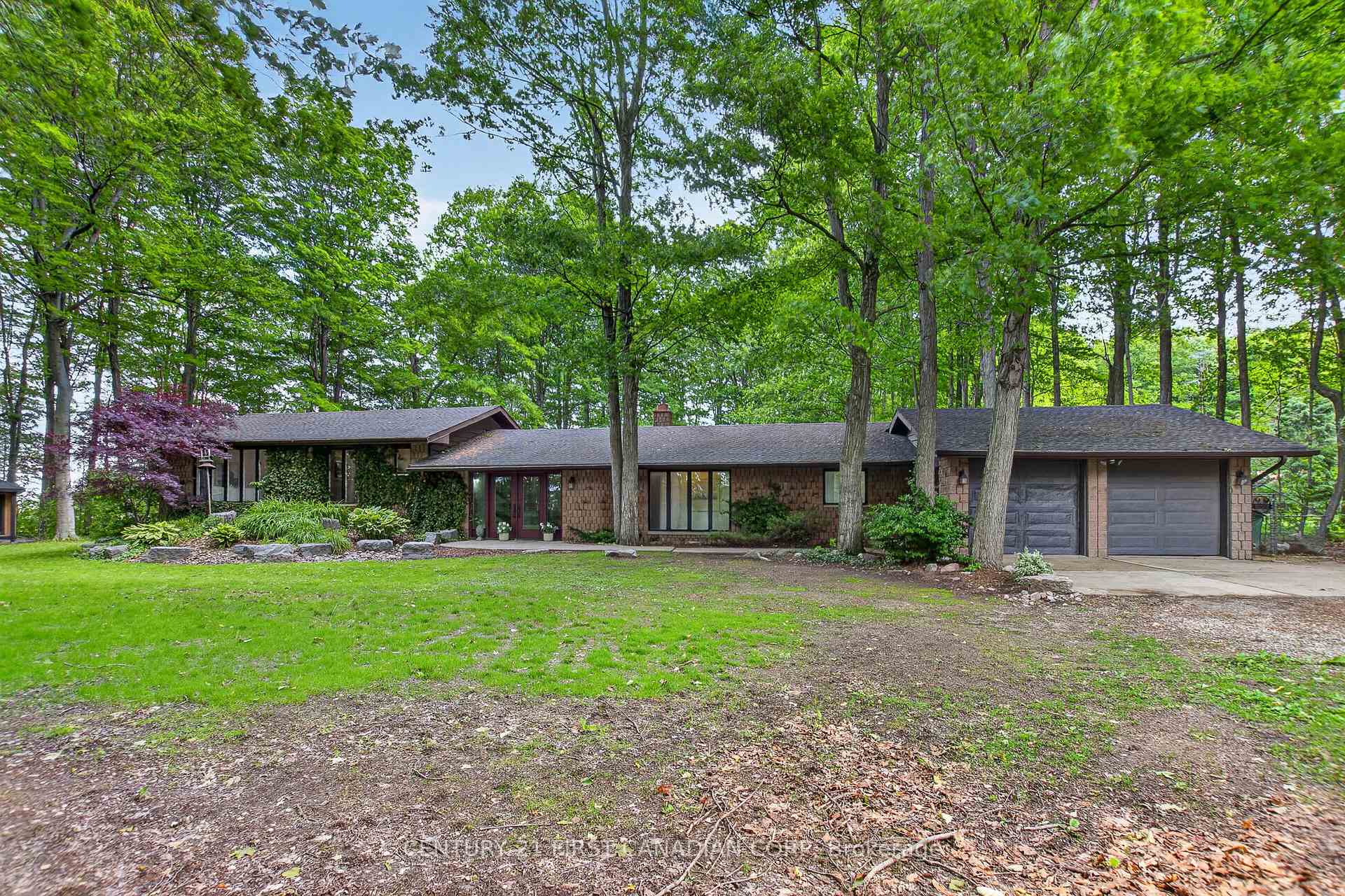 5630 EGREMONT Drive, Middlesex Centre, ON N0M 2A0