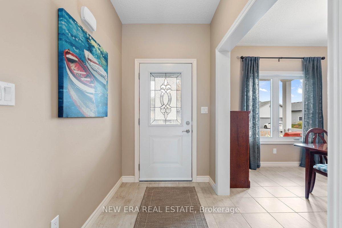 17 Dorchester Drive, Prince Edward County — photo 2 of 5