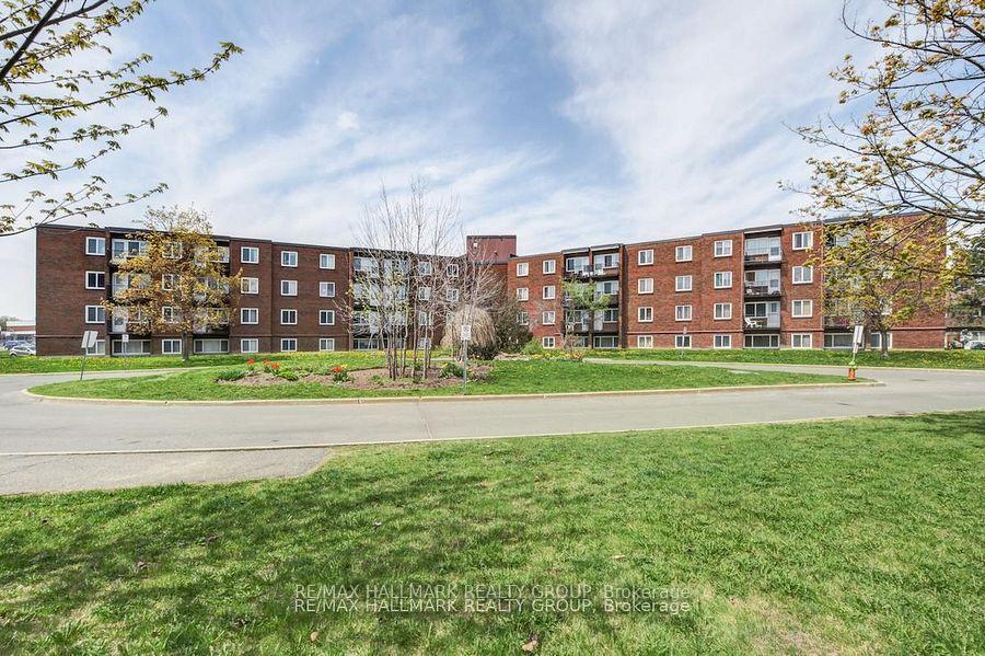 2041 Arrowsmith Drive 401C, Beacon Hill North - South and Area, ON K1J 7V7 — Beacon Hill North - South and Area, Ontario