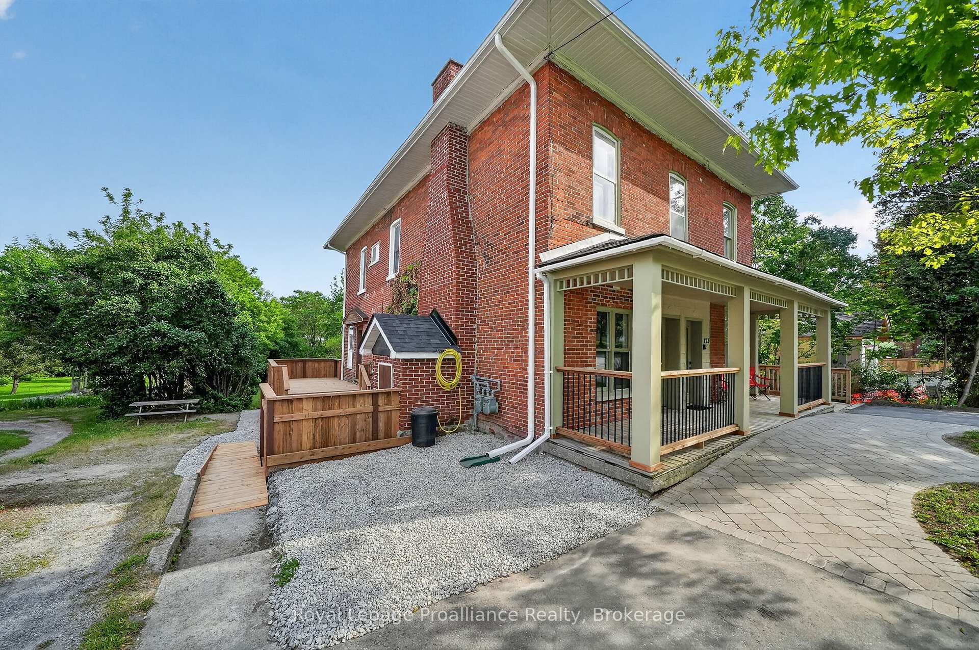 123 Main Street, Brighton — photo 4 of 5