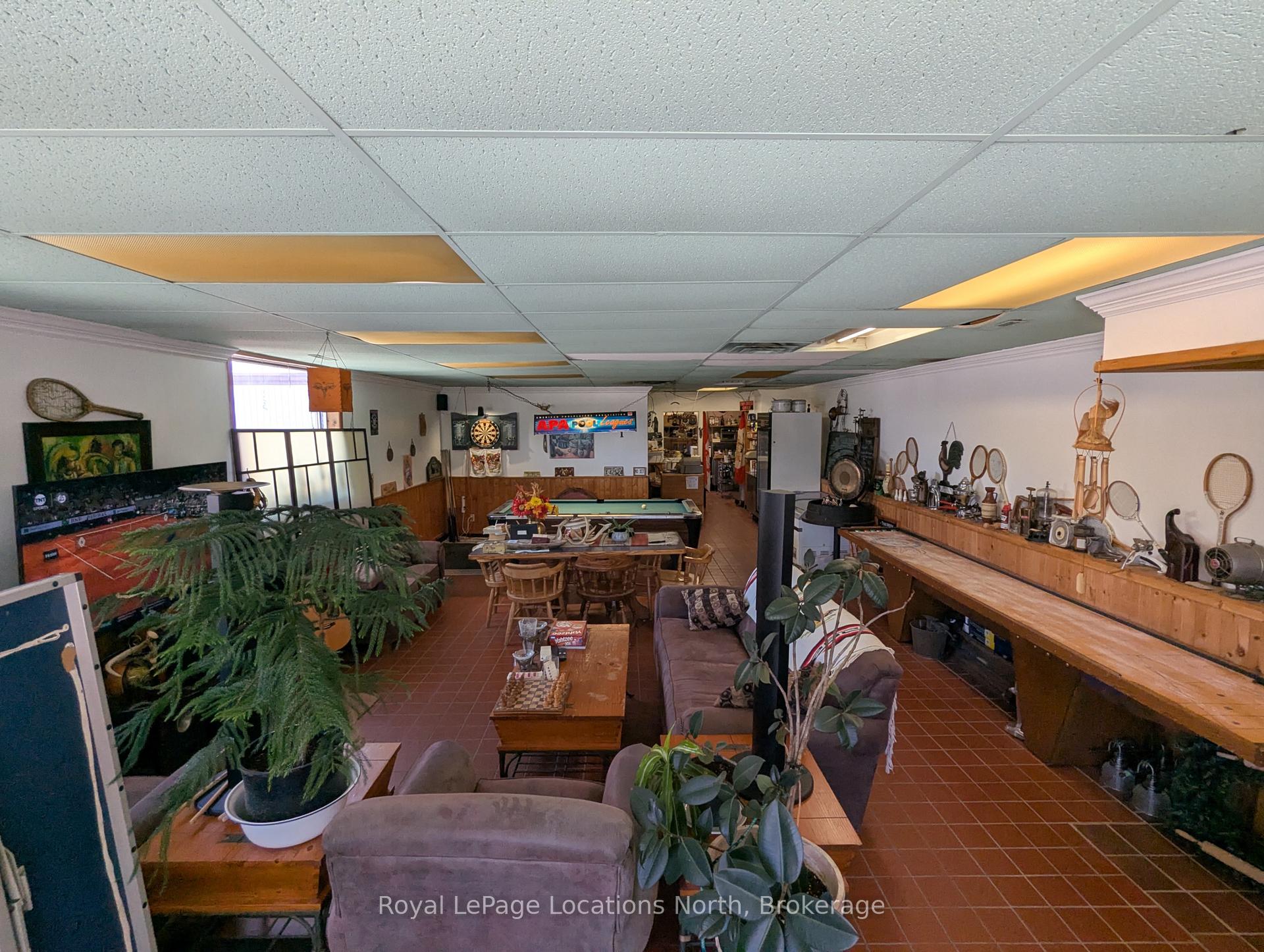 31 Sykes Street S, Meaford — photo 4 of 5