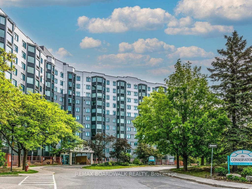 1025 Grenon Avenue 715, Britannia Heights - Queensway Terrace N and Area, ON K2B 8S5