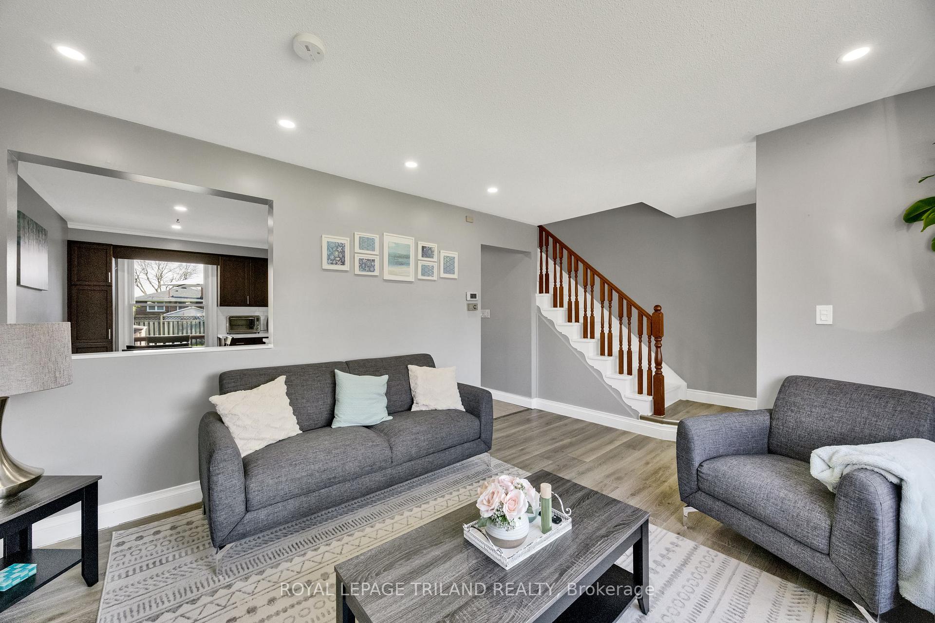 59 VANIER Place, St. Thomas — photo 5 of 5