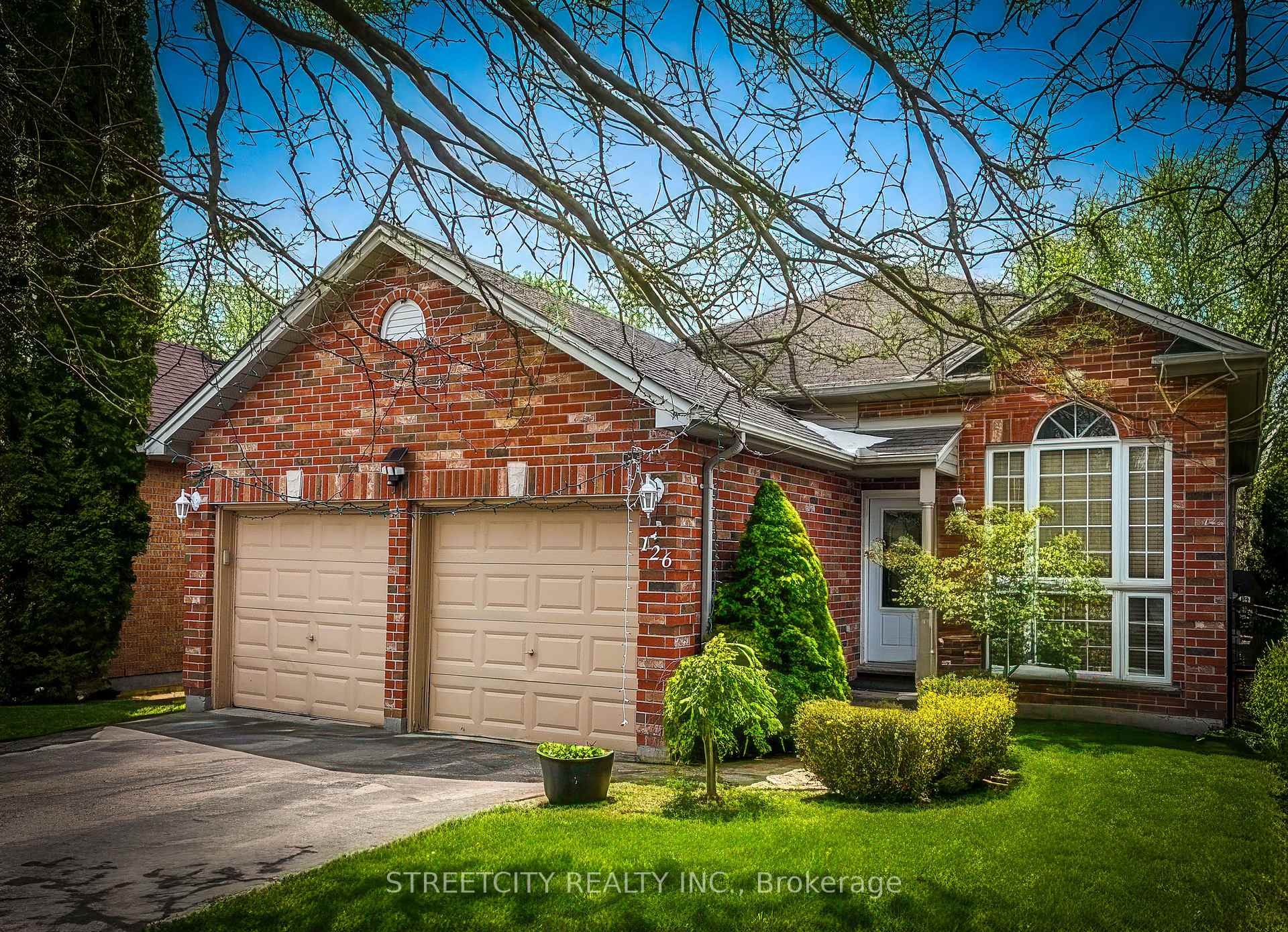 126 Meadowridge Road, London North, ON N6H 5N6