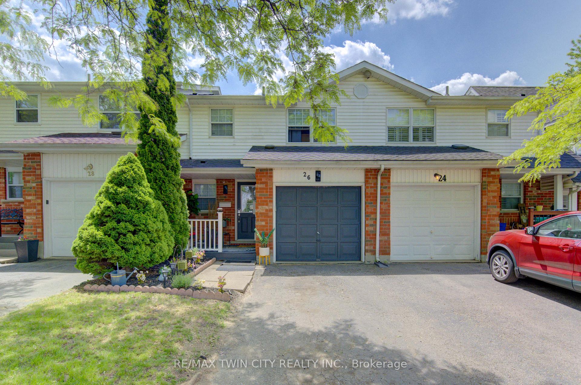 26 Hartley Court, Cambridge, ON N1R 8J4