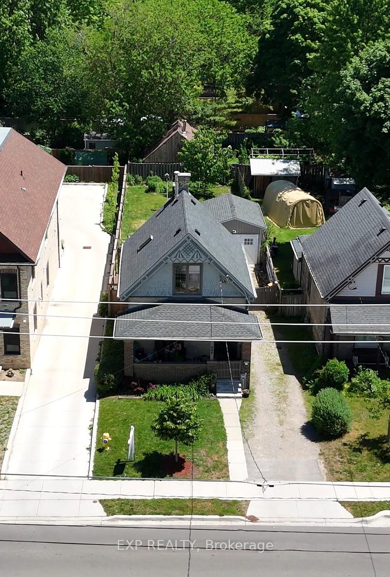 residential Property Image no.1