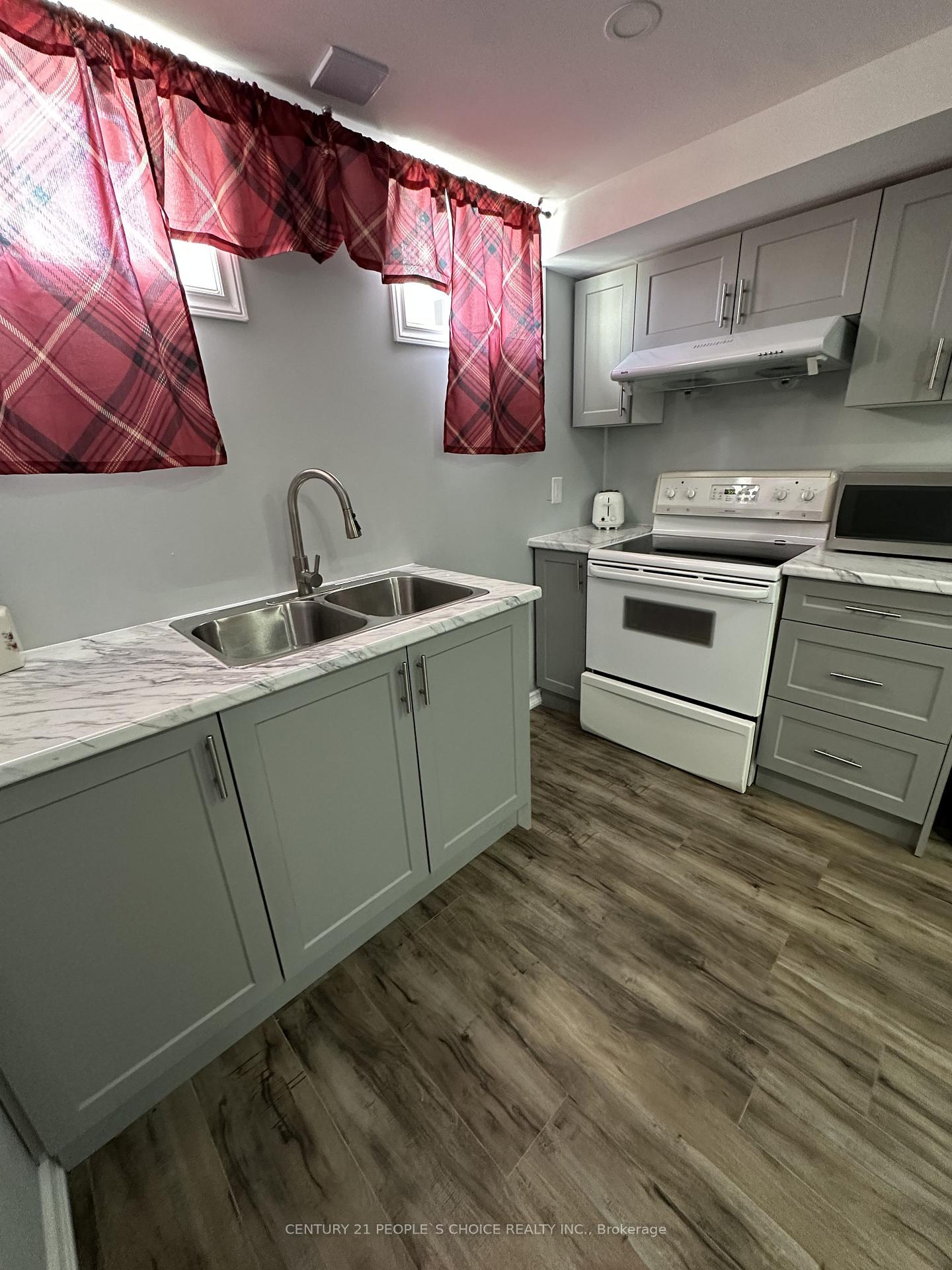 233 Powell Street Bsmt, Brantford — photo 4 of 5