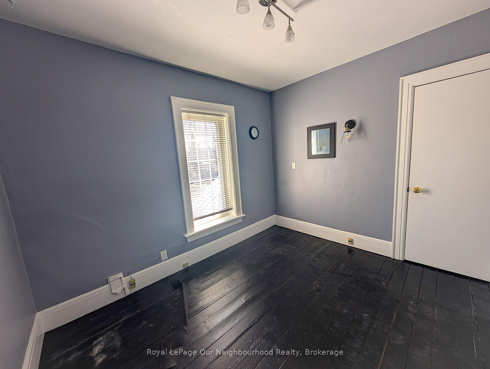1 Lake Street E, Prince Edward County — photo 4 of 5