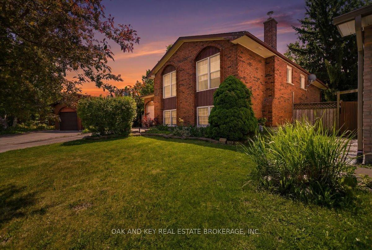 24 Harrow Court, London South, ON N6C 5A6
