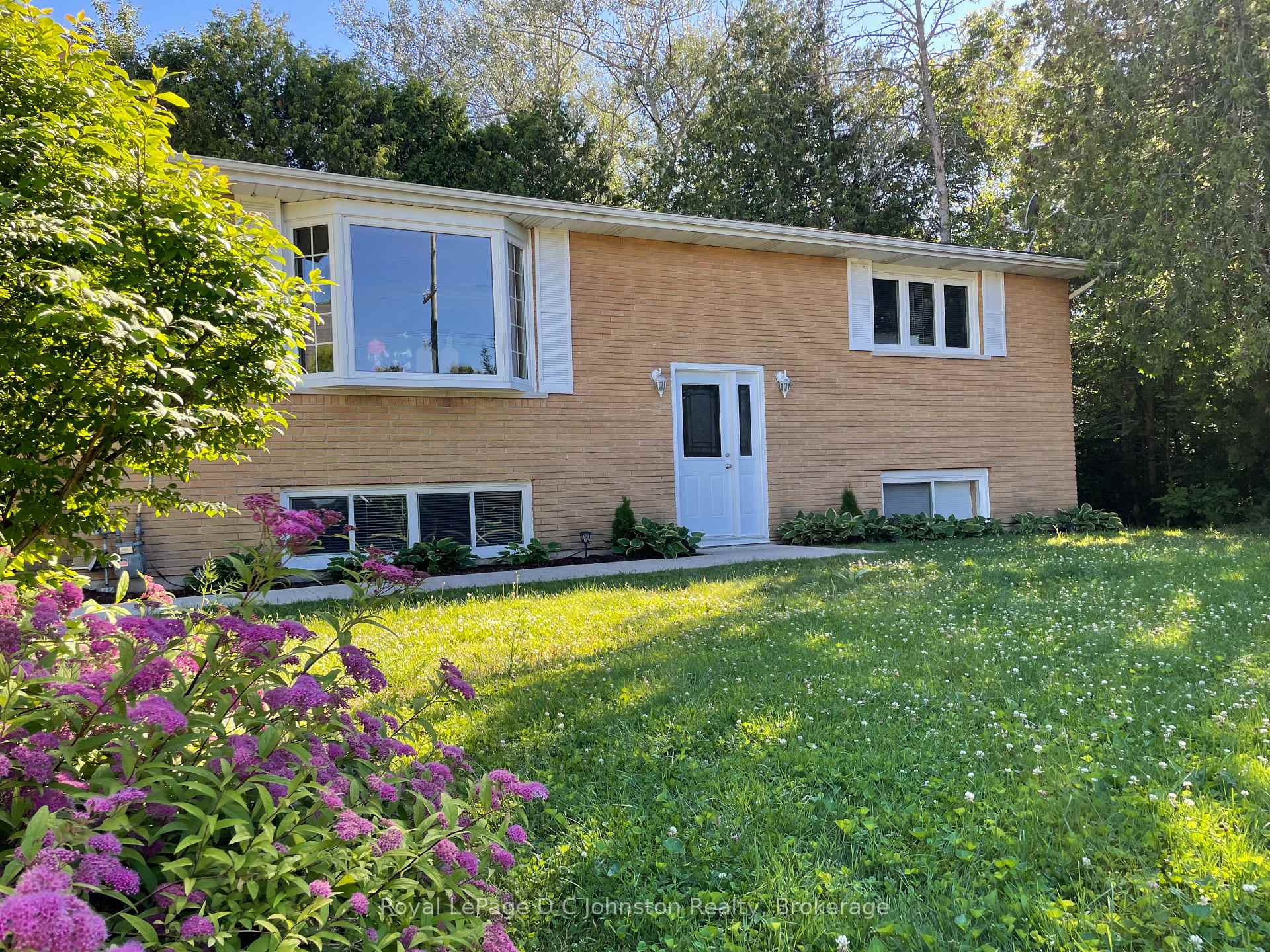 341 Palmerston Street, Saugeen Shores, ON N0H 2L0 — Saugeen Shores, Ontario