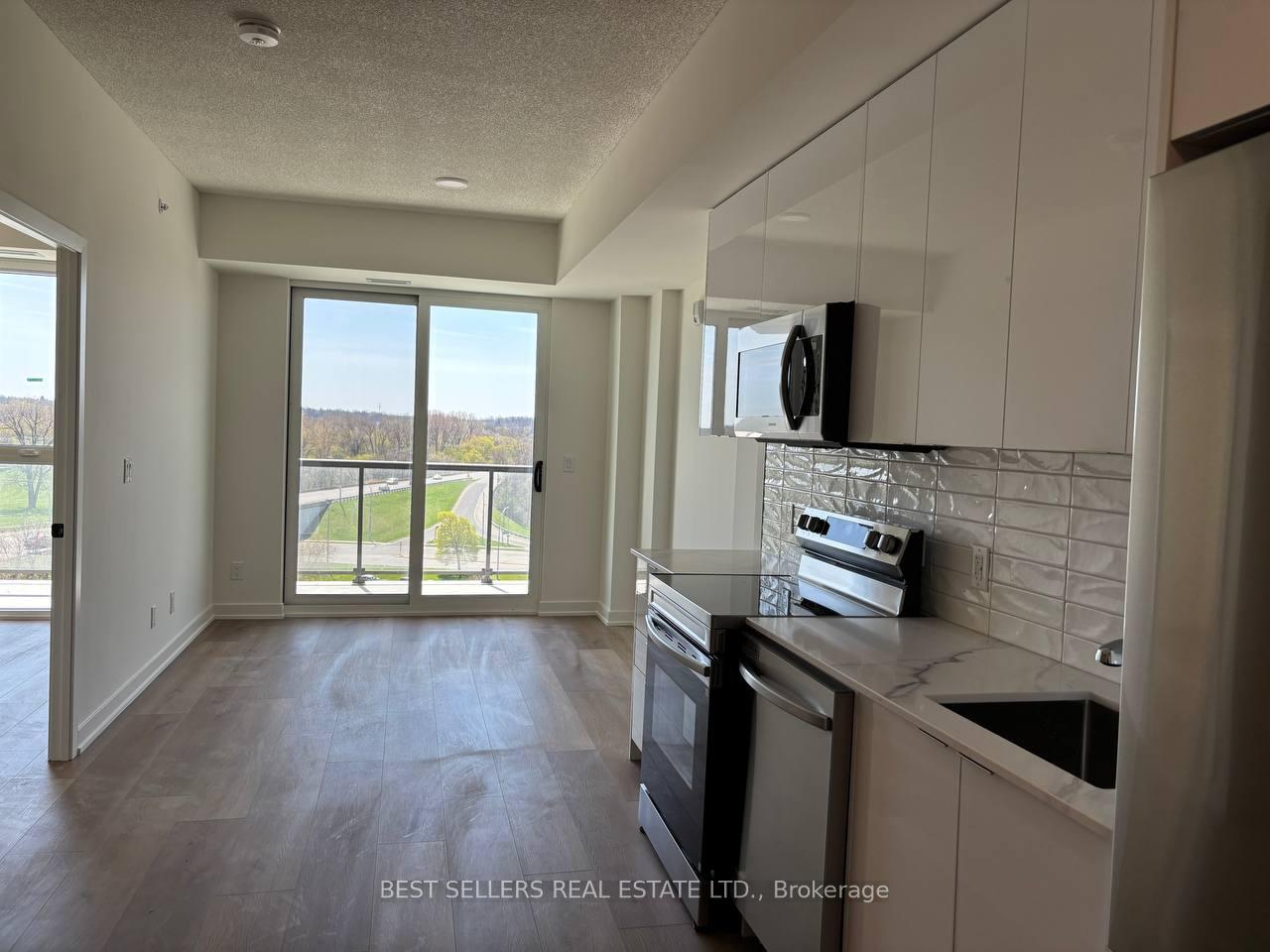 33 ERIE Avenue 812, Brantford — photo 5 of 5