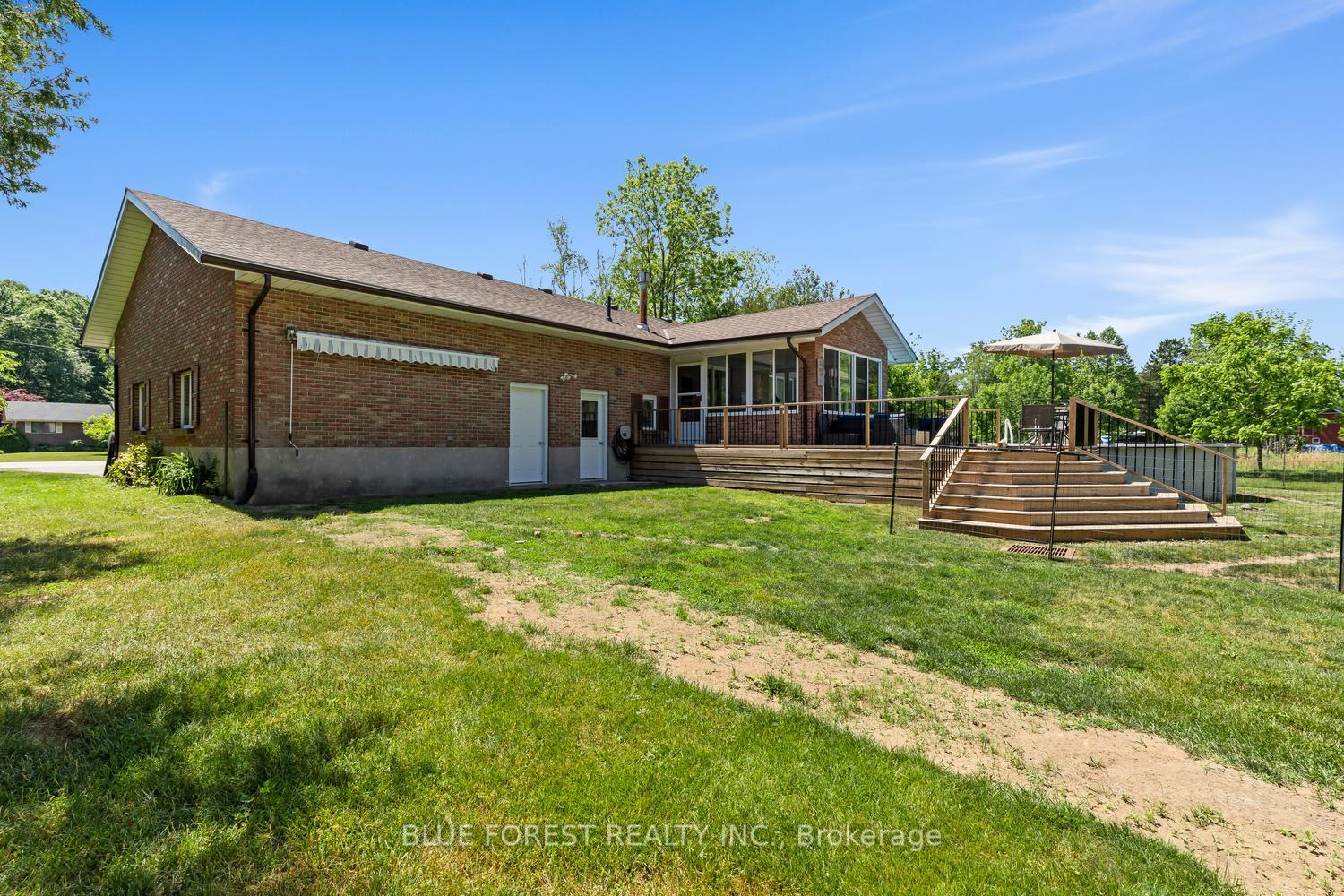 24744 Pioneer Line, West Elgin — photo 5 of 5