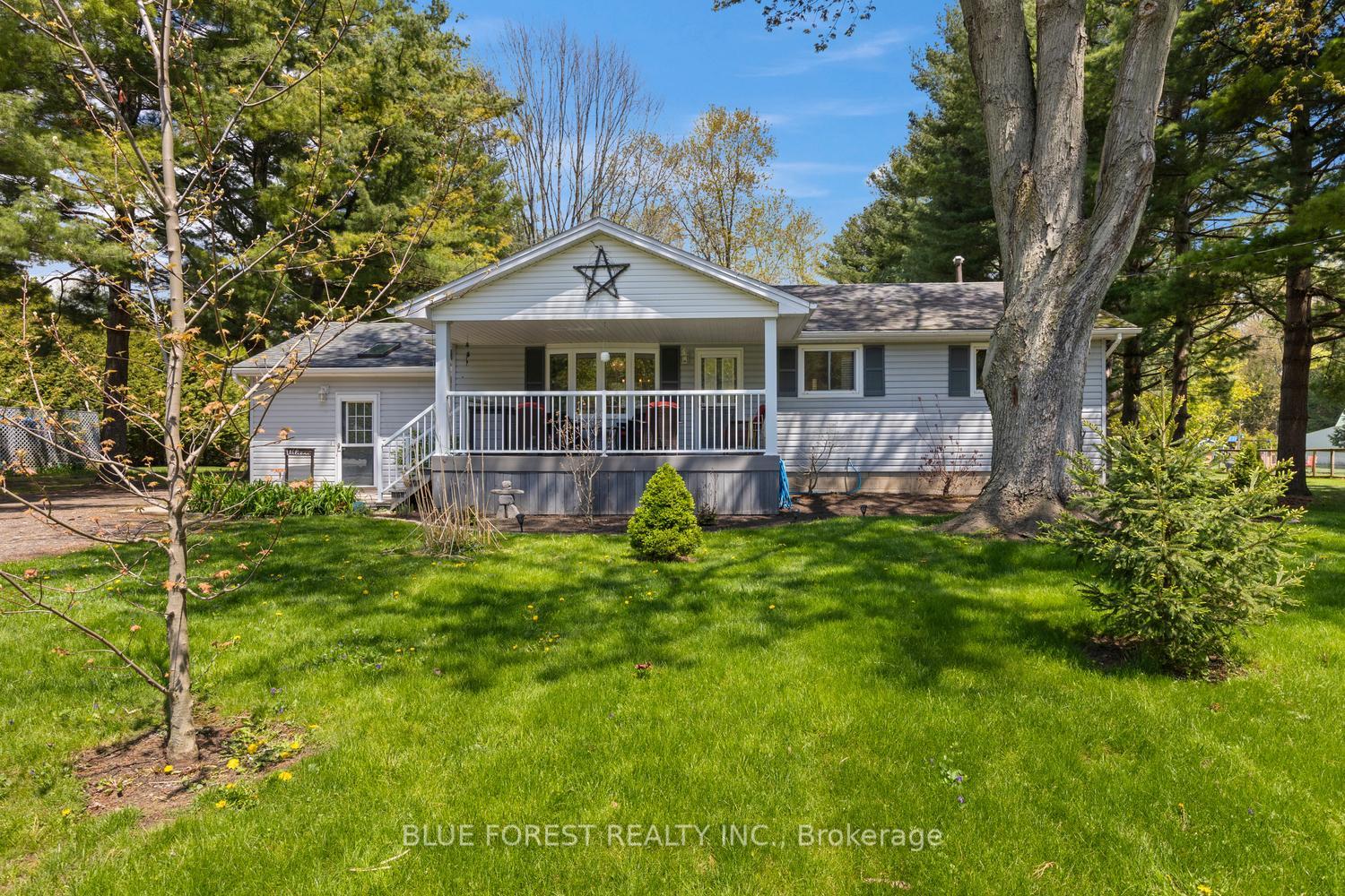 9984 Graham Road, West Elgin — photo 2 of 5