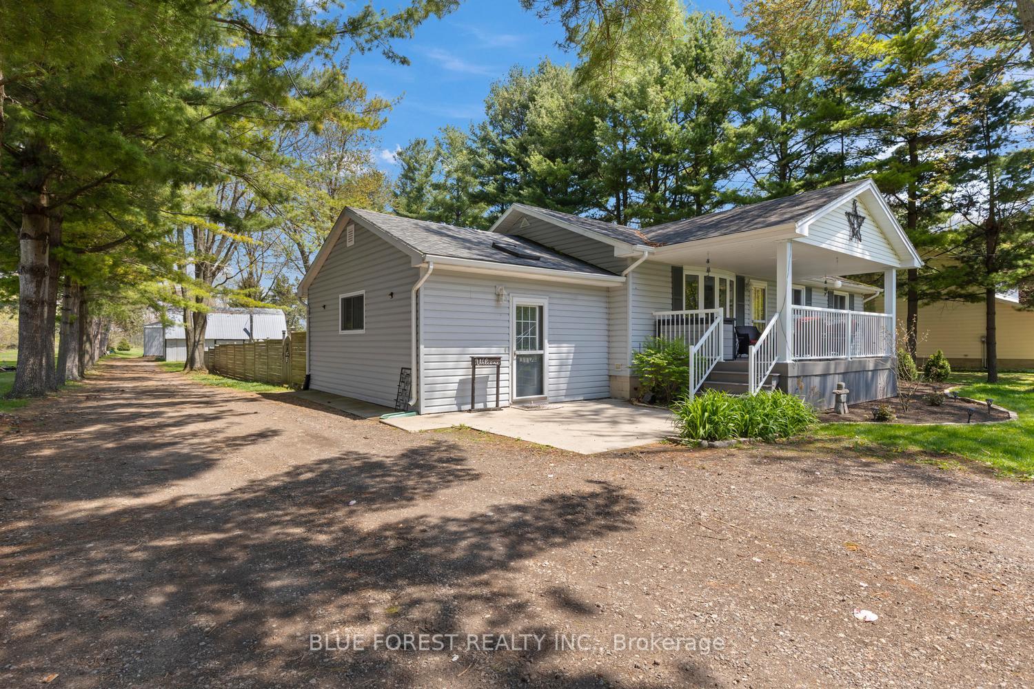9984 Graham Road, West Elgin — photo 4 of 5