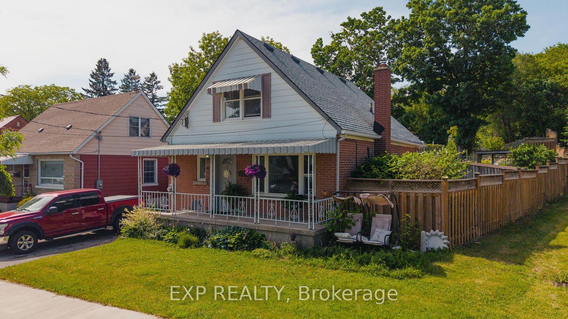 61 Hillview Street, Kitchener, ON N2H 5P9