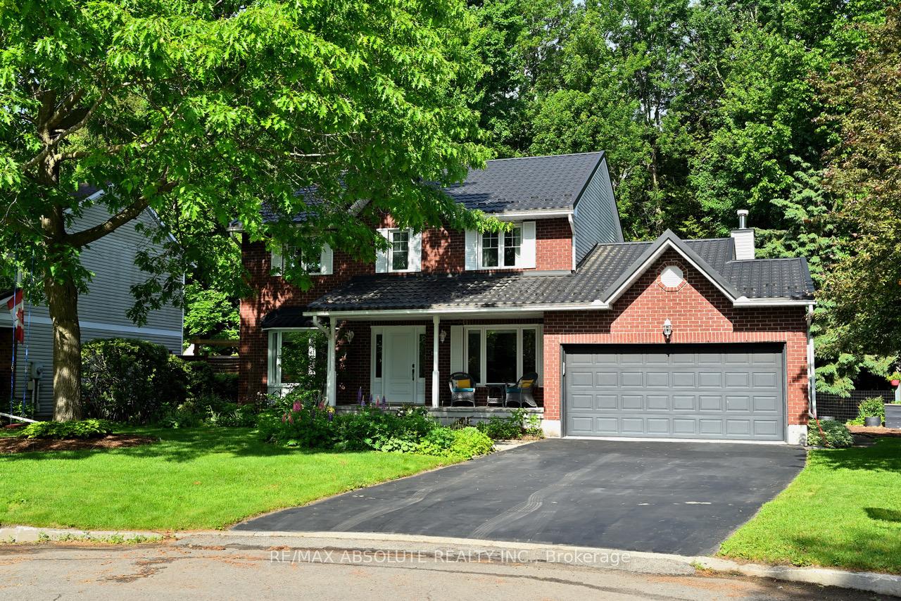 156 Tweed Crescent, Russell, ON K4R 1A4