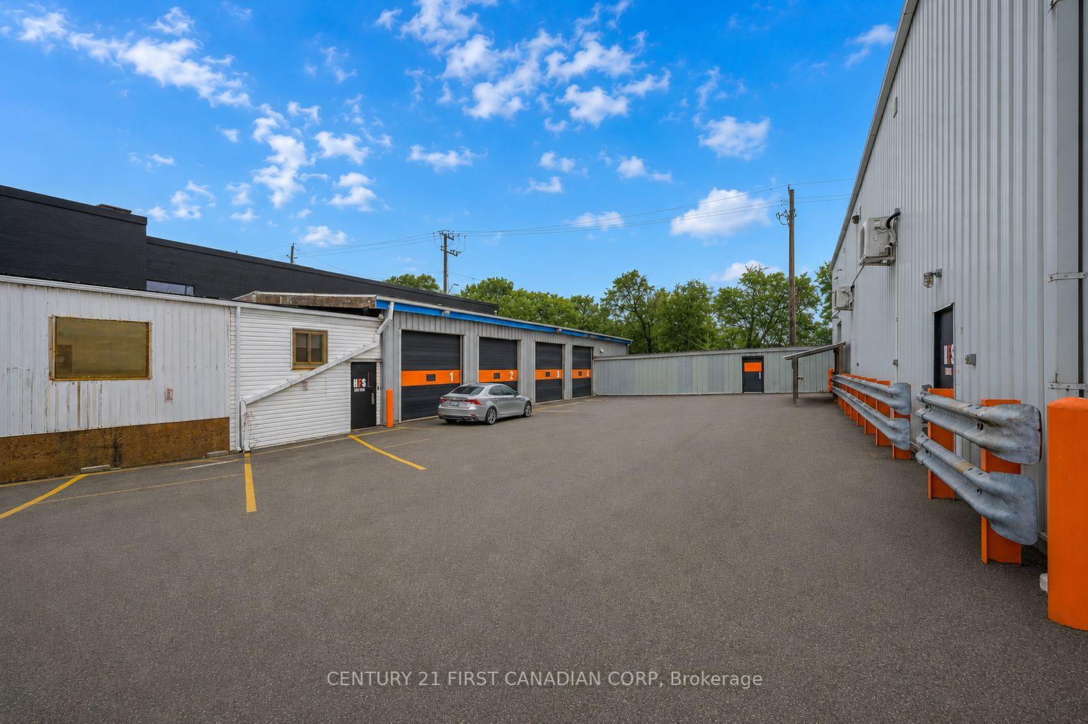 400 Wellington Street N UNIT B, Hamilton, ON L8L 5B1