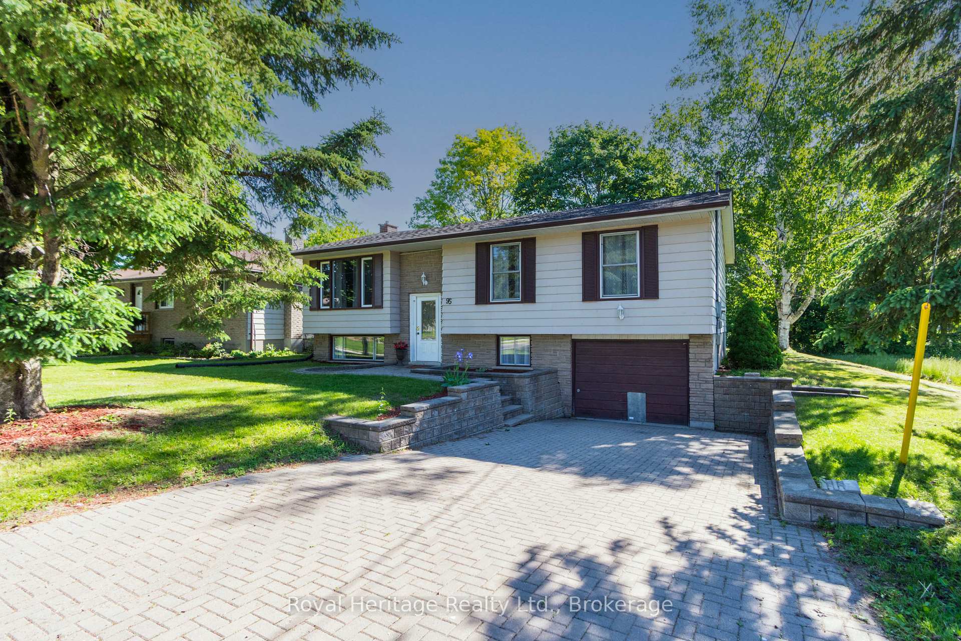 95 Division Street S, Brighton — photo 4 of 5