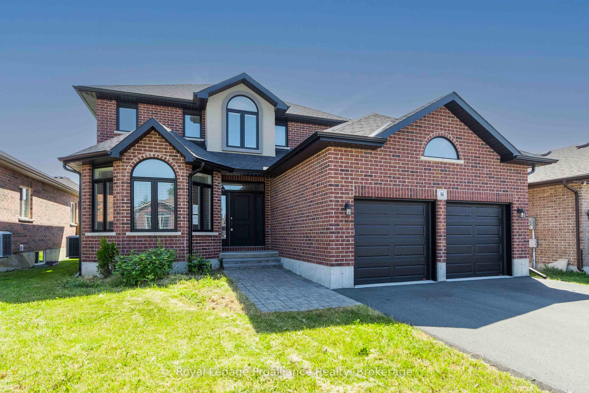 86 Ledgerock Court, Quinte West, ON K8R 0A6