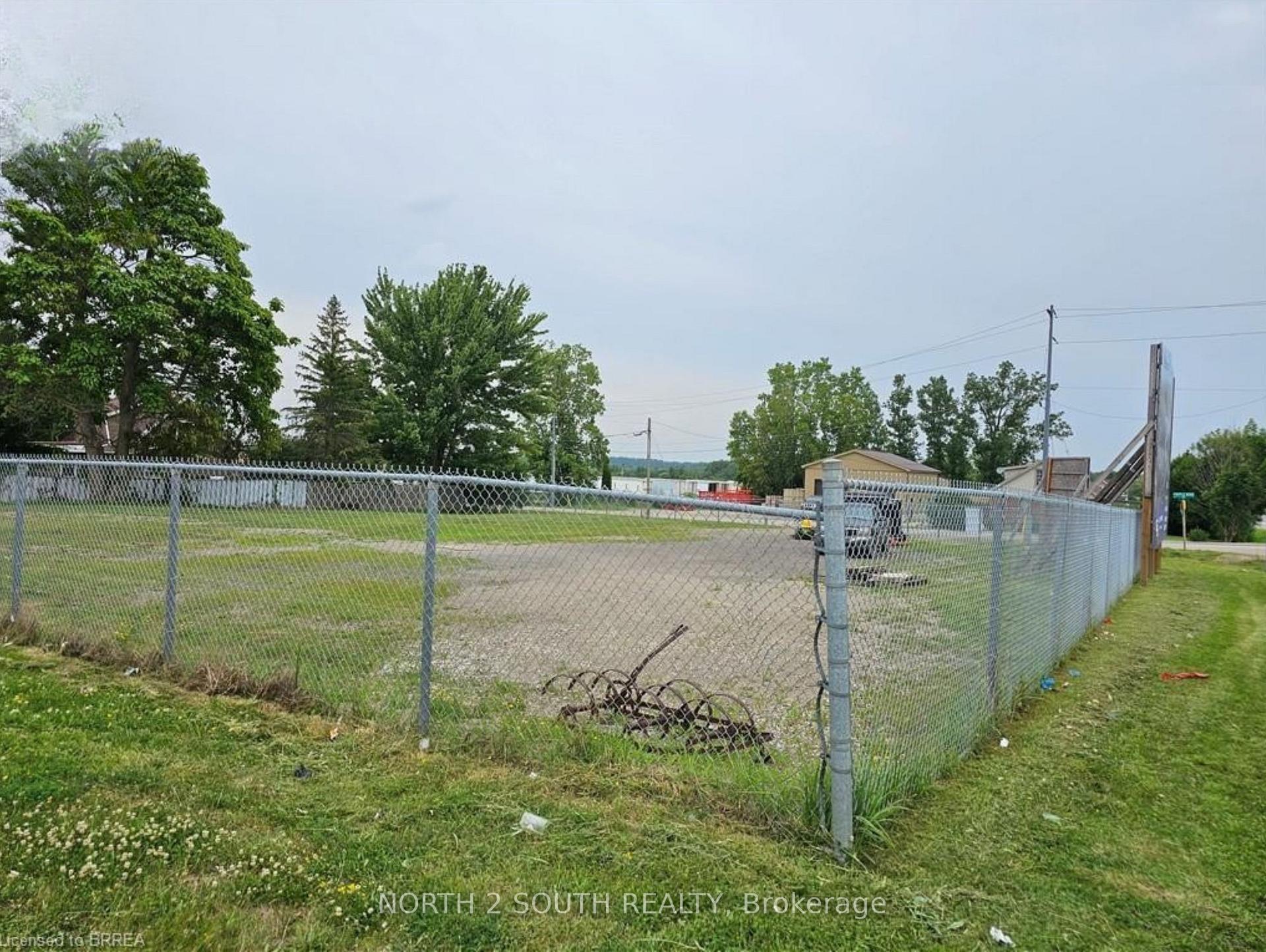 1324 Colborne Street E 2, Brantford, ON N3T 5L4 — Brantford, Ontario