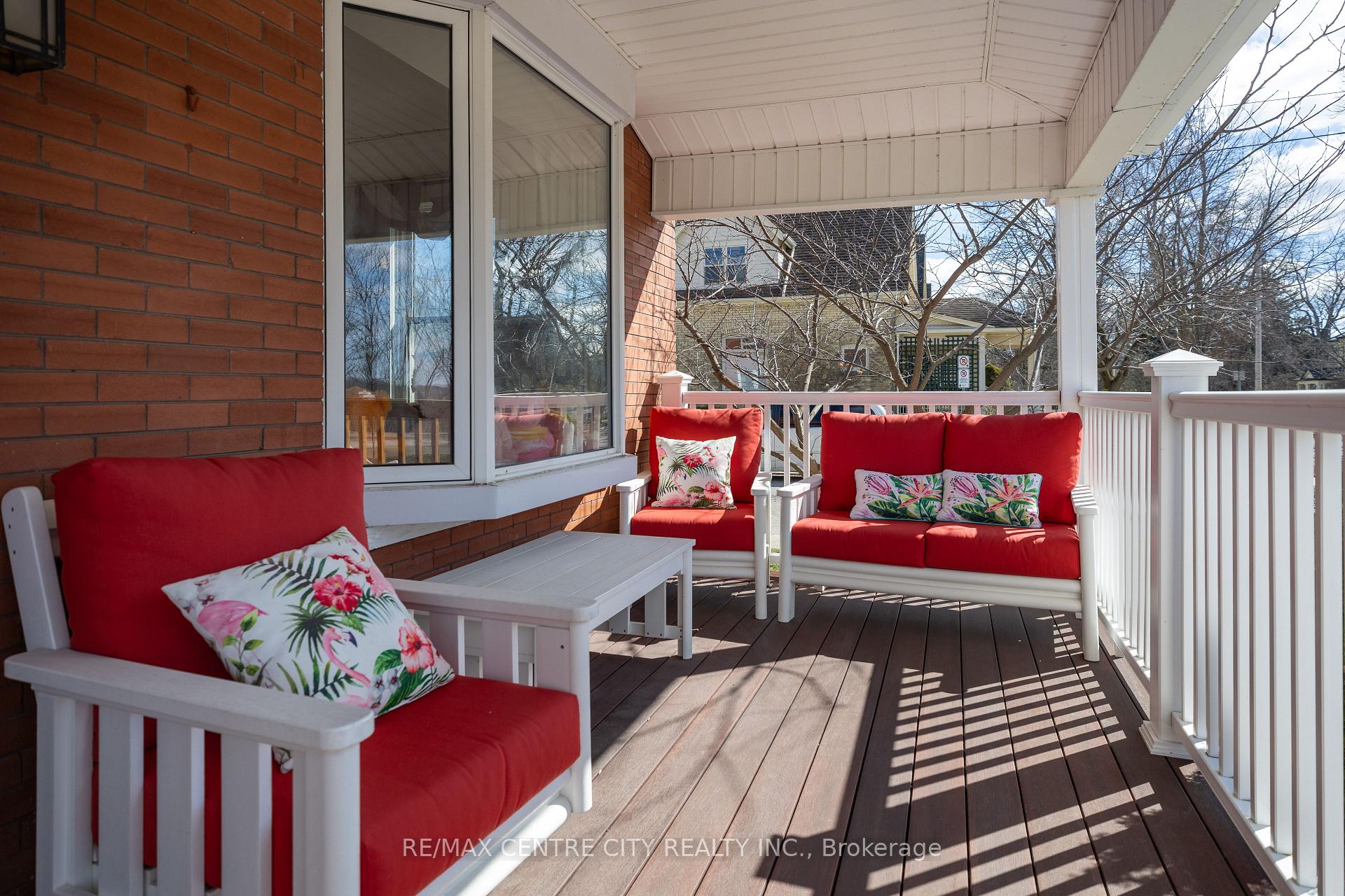 3 Margaret Street, St. Thomas — photo 4 of 5