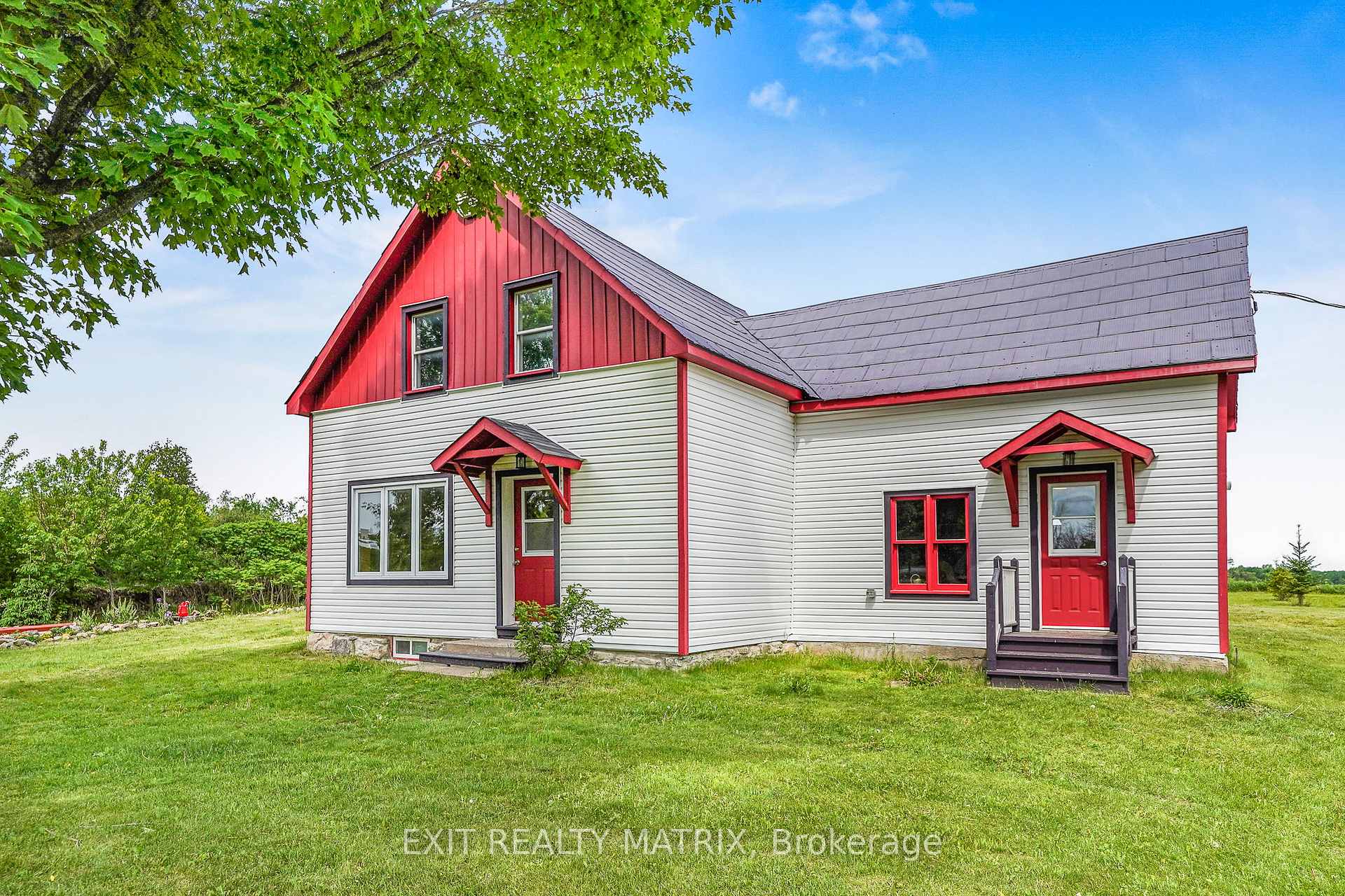 20803 Concession 8 Road, South Glengarry — photo 2 of 5