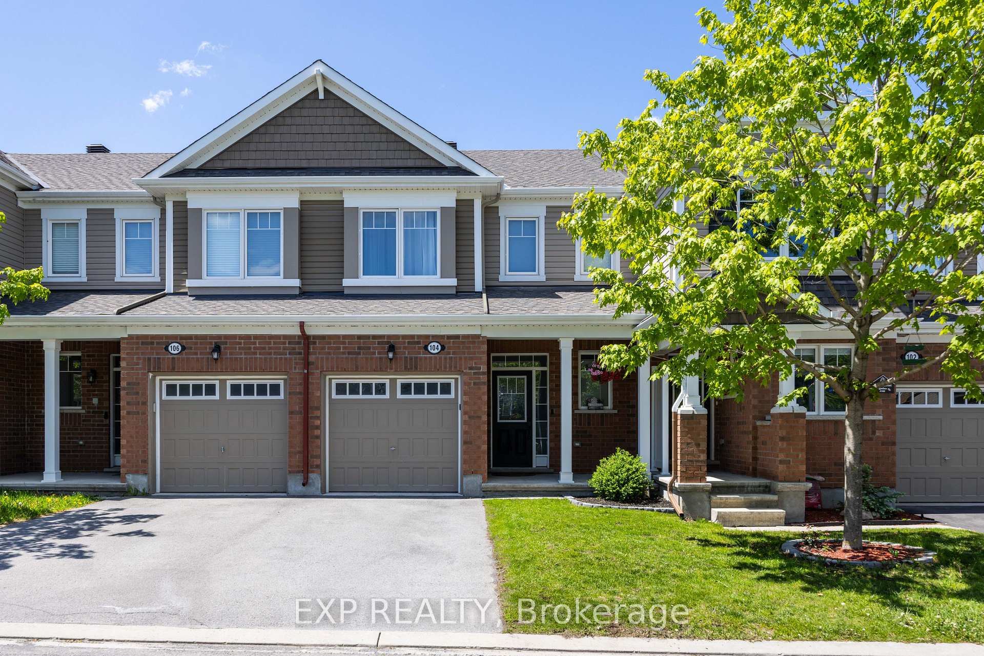 104 Conifer Creek Circle, Kanata, ON K2M 0L7