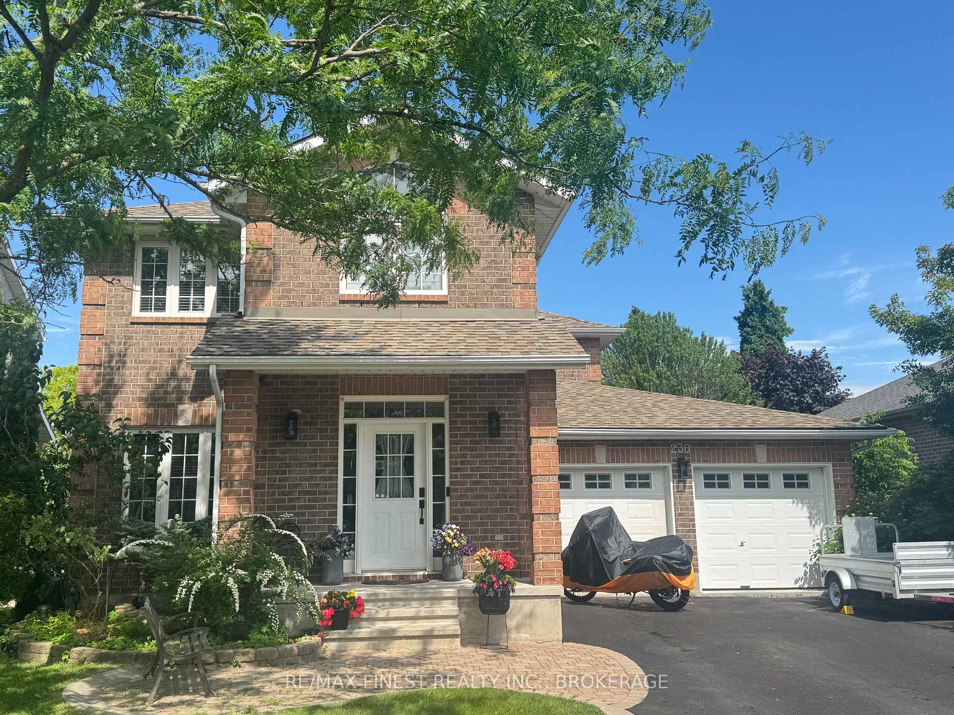 230 Honeywood Avenue, Kingston, ON K7K 7L4