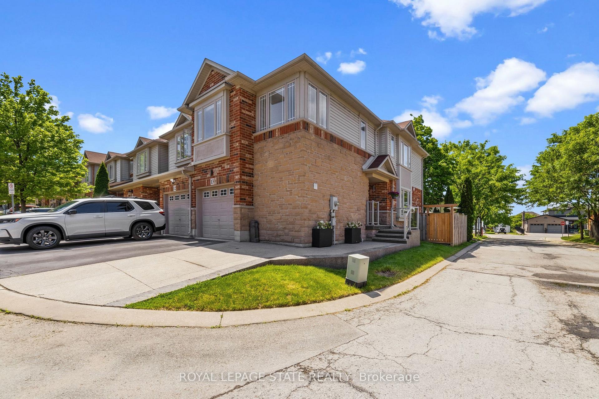 242 Upper Mount Albion Road 13, Hamilton, ON L8J 0B1