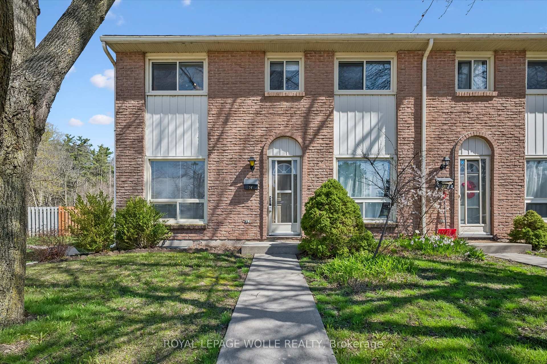 165 Green Valley Drive 14, Kitchener, ON N2P 1K3