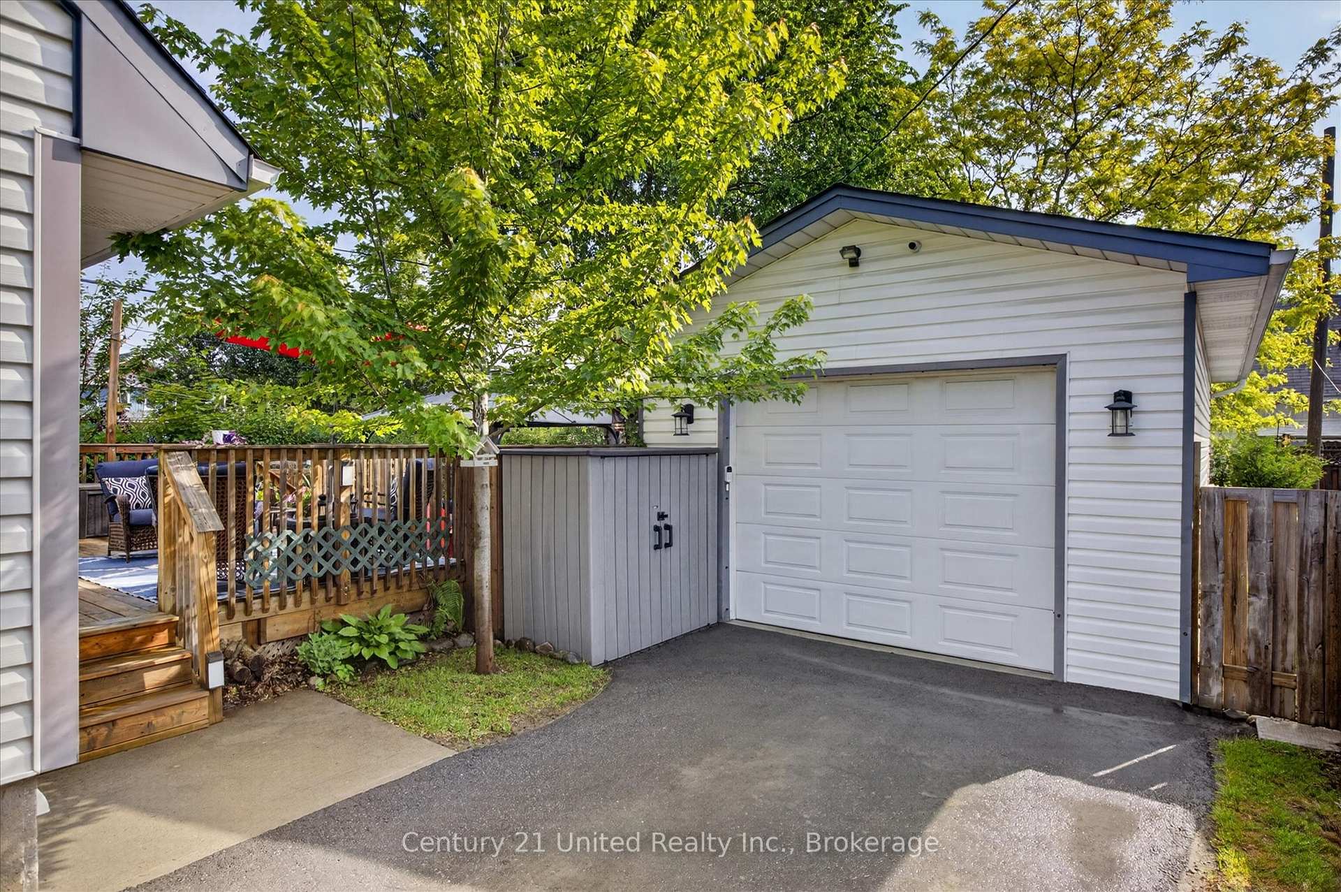 730 Monaghan Road, Peterborough — photo 4 of 5