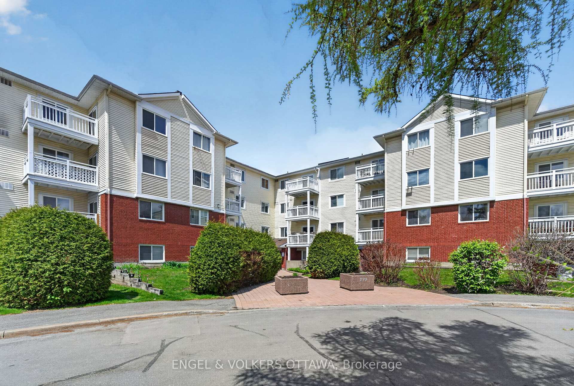 270 Lorry Greenberg Drive 307, Hunt Club - South Keys and Area, ON K1T 3K2 — Hunt Club - South Keys and Area, Ontario
